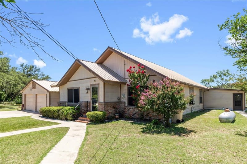 3800 County Road 112, Brownwood TX 76801
