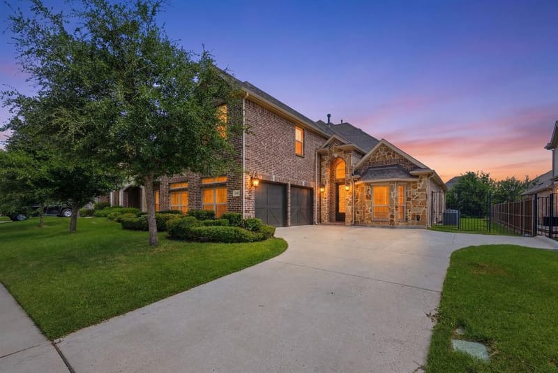 4008 Las Colina Drive, Fort Worth TX 76179