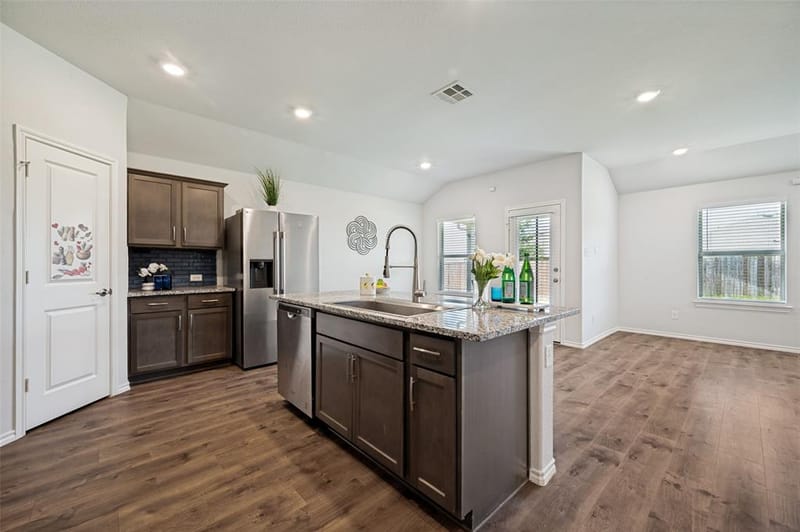 905 English Drive, Aubrey TX 76227 - Photo 7