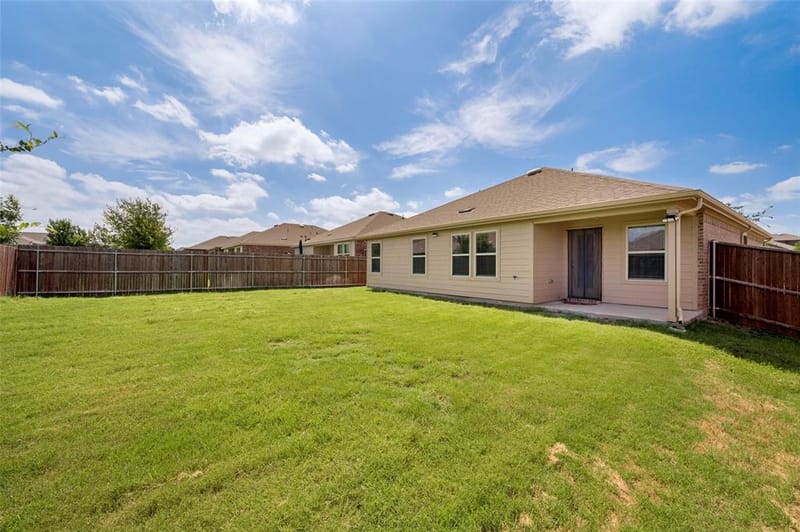 905 English Drive, Aubrey TX 76227 - Photo 20