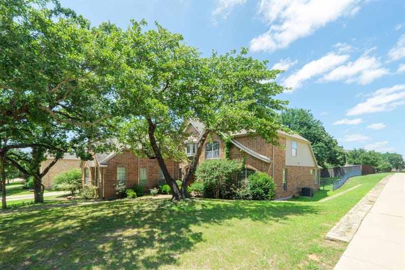 923 Wise Street, Keller TX 76248 - Photo 3