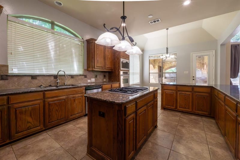 923 Wise Street, Keller TX 76248 - Photo 8
