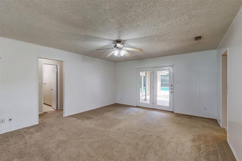 4501 Trowbridge Drive, Arlington TX 76013 - Photo 11