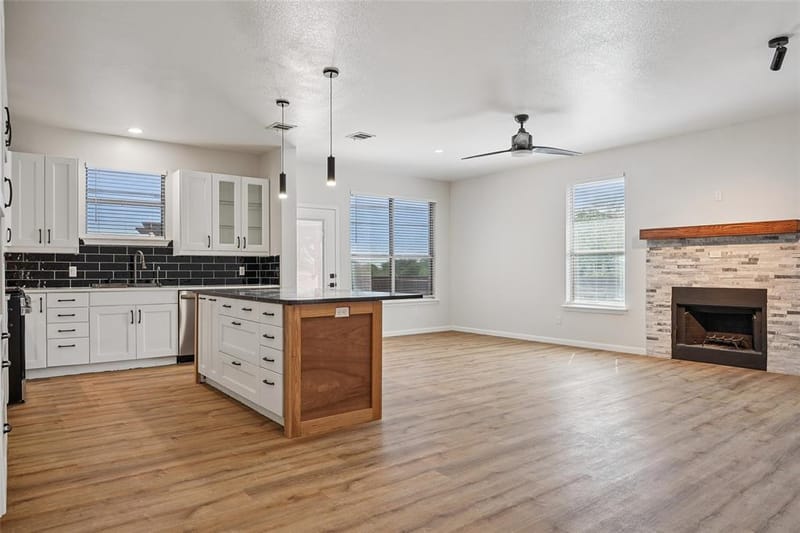 13544 Leather Strap Drive, Fort Worth TX 76052 - Photo 4