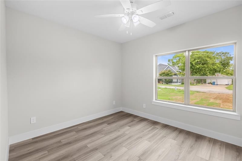 106 N Lackey Street, Tom Bean TX 75489 - Photo 18