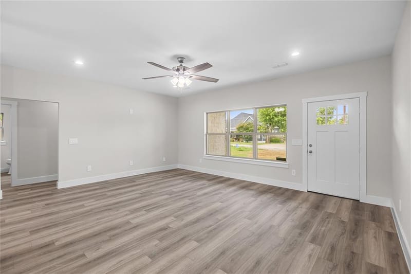 106 N Lackey Street, Tom Bean TX 75489 - Photo 8