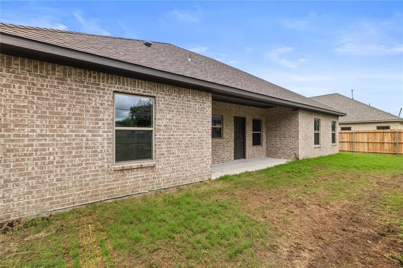 106 N Lackey Street, Tom Bean TX 75489 - Photo 25