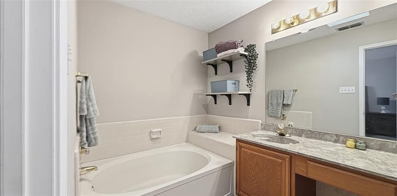 6700 Megan Lane, North Richland Hills TX 76182 - Photo 15