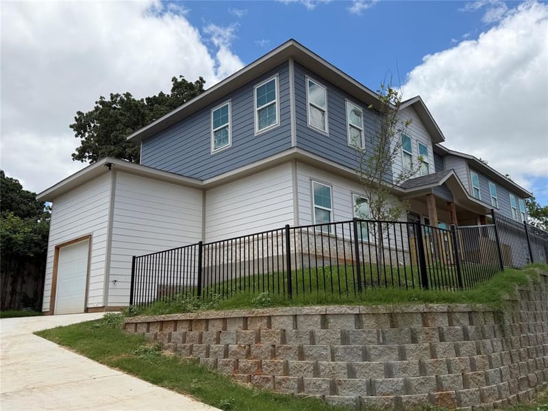 1371 Cooper, Dallas TX 75215 - Photo 2