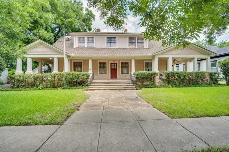 615 E Franklin Street, Hillsboro TX 76645 - Photo 2