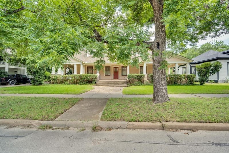 615 E Franklin Street, Hillsboro TX 76645 - Photo 5