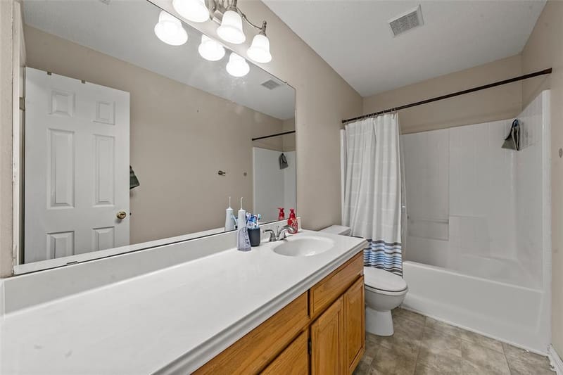 104 W Jade Drive, Hewitt TX 76643 - Photo 13