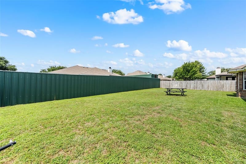 104 W Jade Drive, Hewitt TX 76643 - Photo 18