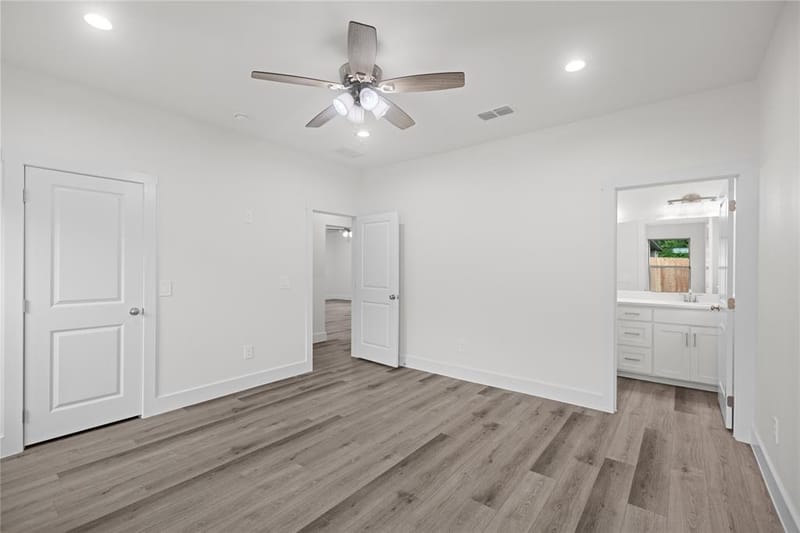 209 W Bonham Street, Tom Bean TX 75489 - Photo 15