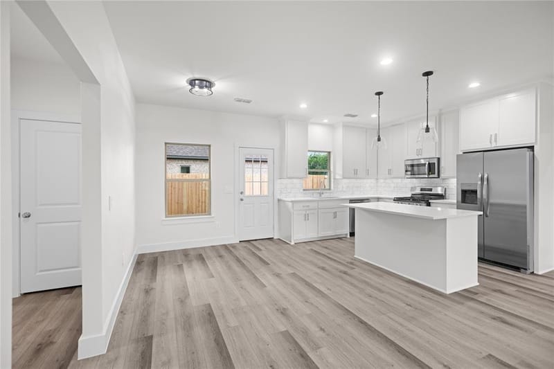 209 W Bonham Street, Tom Bean TX 75489 - Photo 8