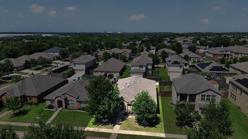 1731 Overlook Drive, Lancaster TX 75146 - Photo 32