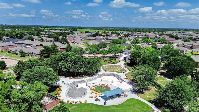 1731 Overlook Drive, Lancaster TX 75146 - Photo 33