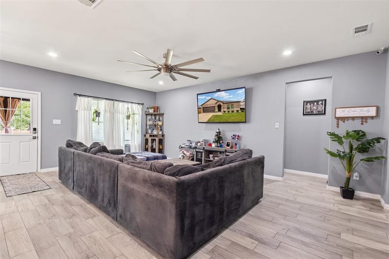 8112 Lakeshore Drive, Kemp TX 75143 - Photo 13