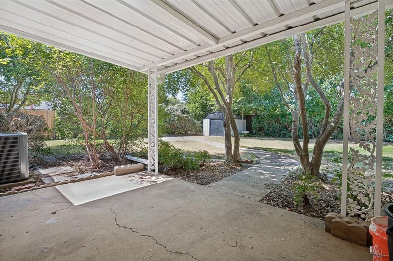 1410 Carswell Terrace, Arlington TX 76010 - Photo 22