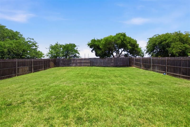 1136 Country Glen Drive, Godley TX 76044 - Photo 18
