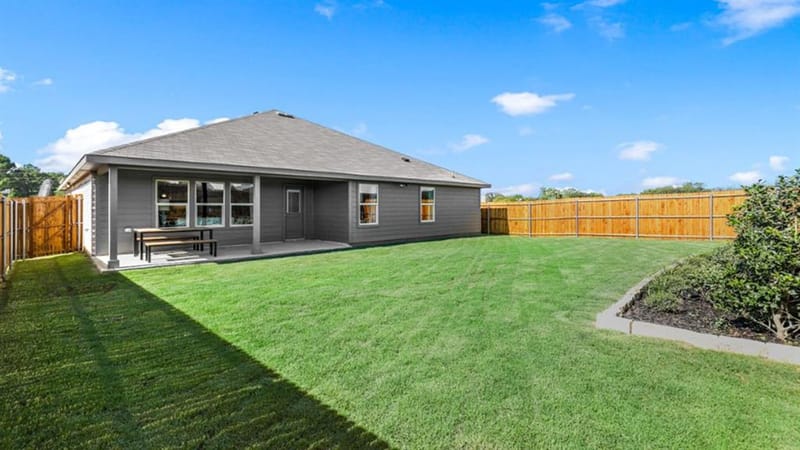 420 SUNFLOWER Trail, Cleburne TX 76033 - Photo 34