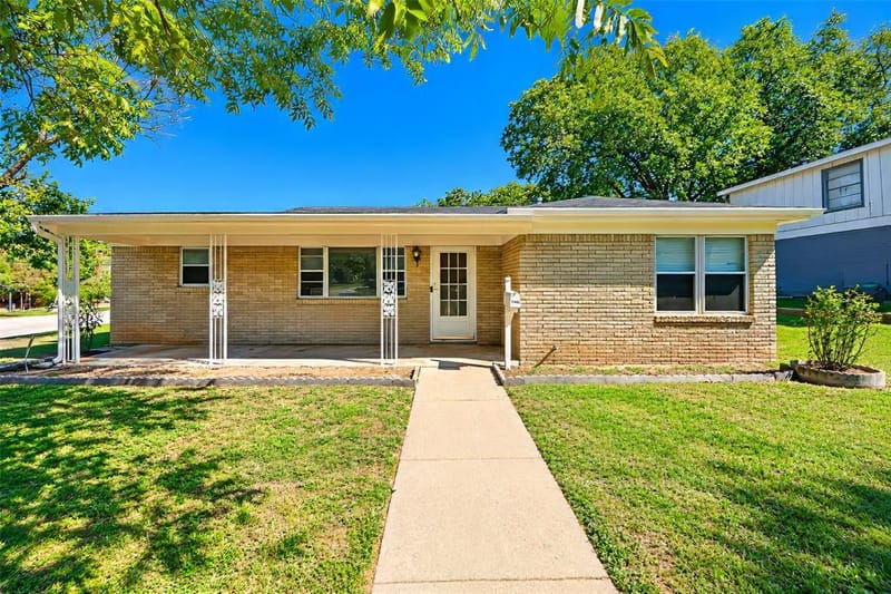 4028 Shawnee Trail, Lake Worth TX 76135 - Photo 30