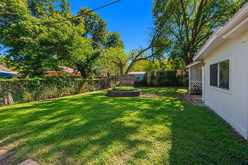 4028 Shawnee Trail, Lake Worth TX 76135 - Photo 37
