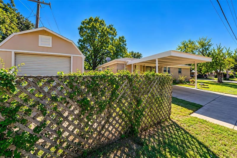 4028 Shawnee Trail, Lake Worth TX 76135 - Photo 39