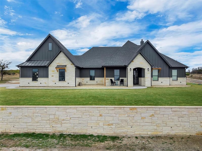 12503 County Road 1131, Godley TX 76044 - Photo 3