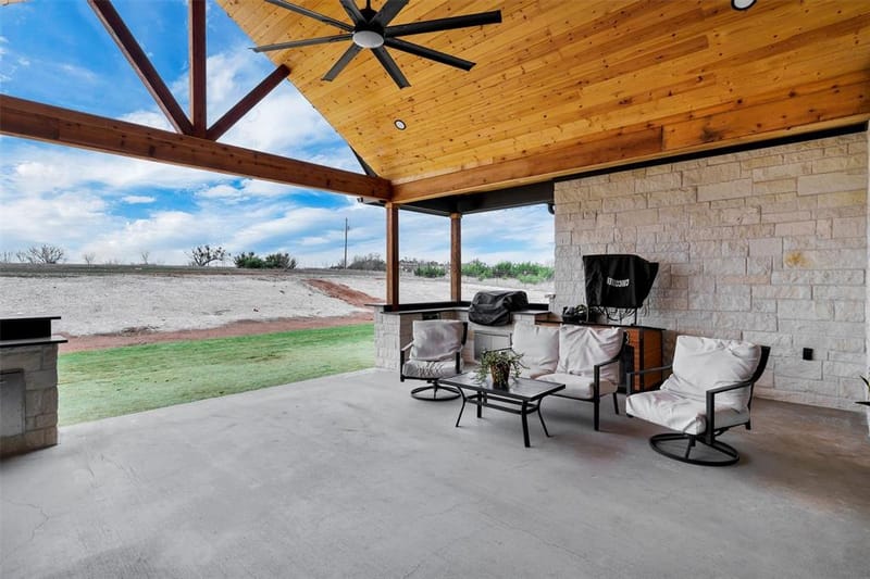 12503 County Road 1131, Godley TX 76044 - Photo 34