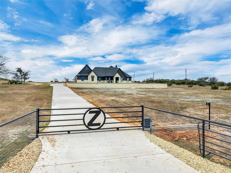 12503 County Road 1131, Godley TX 76044 - Photo 37