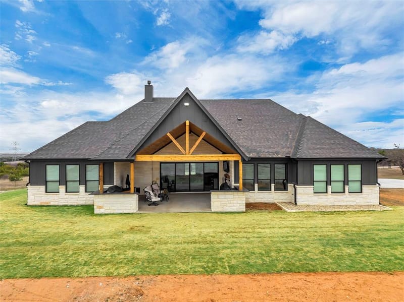 12503 County Road 1131, Godley TX 76044 - Photo 35