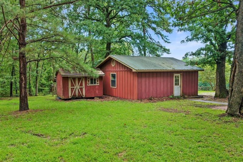 8659 Farm Road 115, Scroggins TX 75480 - Photo 38