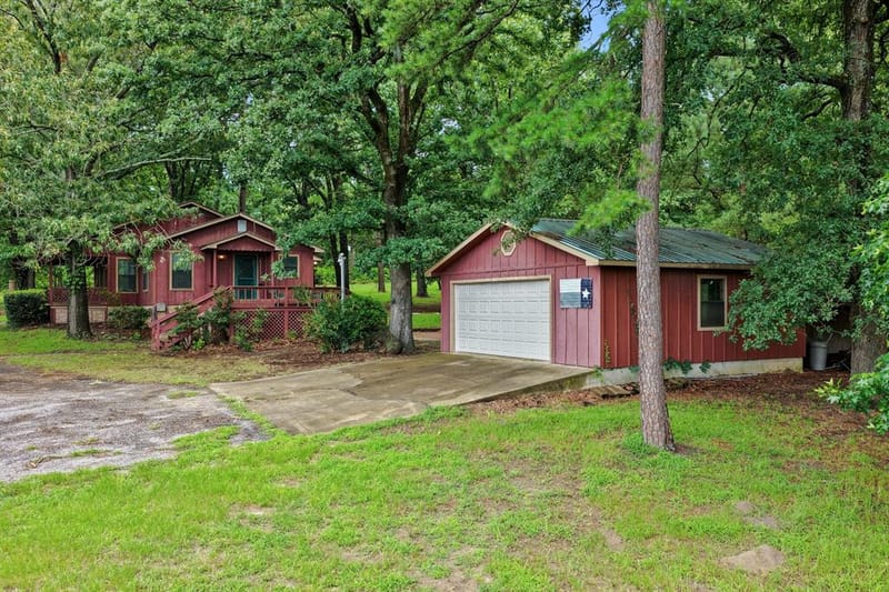 8659 Farm Road 115, Scroggins TX 75480 - Photo 33