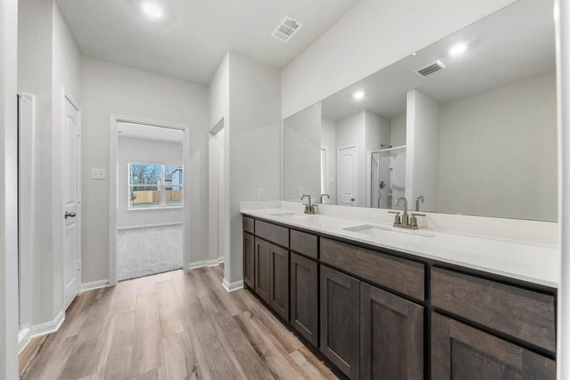 4262 Lava Forest Drive, Dallas TX 75241 - Photo 9