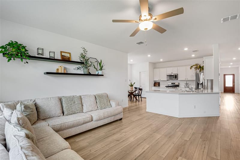 3324 Tulip Poplar Trail, McKinney TX 75071 - Photo 6