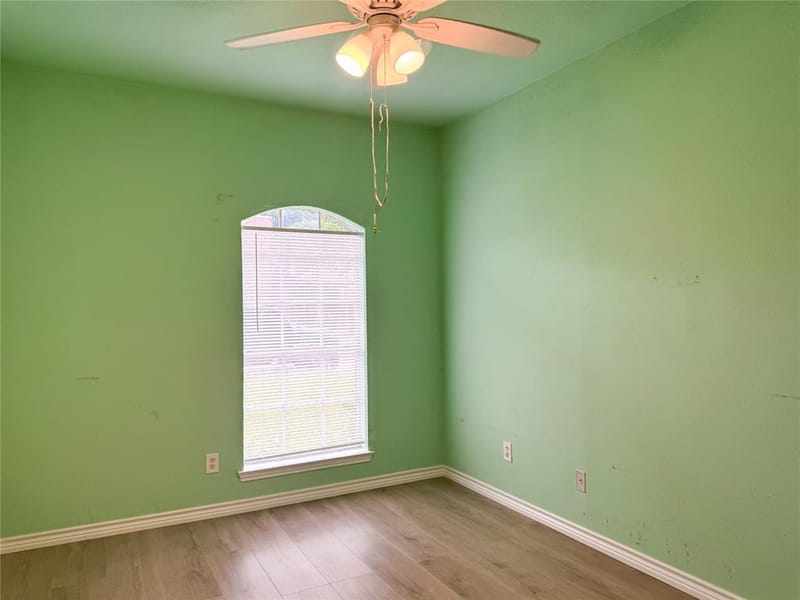 2327 Summer Place Drive, Arlington TX 76014 - Photo 12
