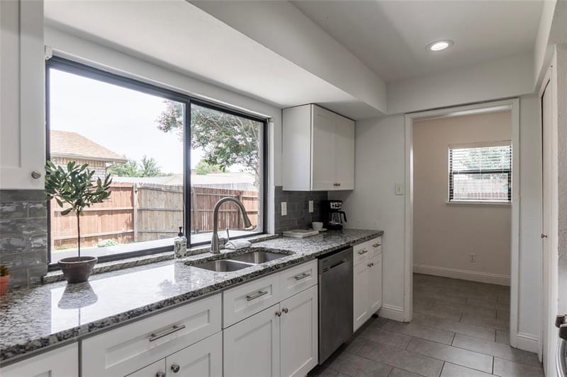 2004 White Ash Road, Carrollton TX 75007 - Photo 18