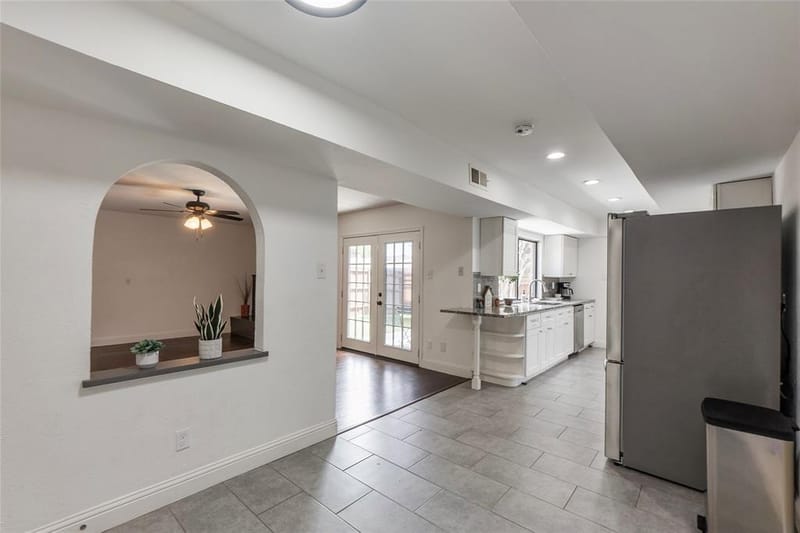 2004 White Ash Road, Carrollton TX 75007 - Photo 15