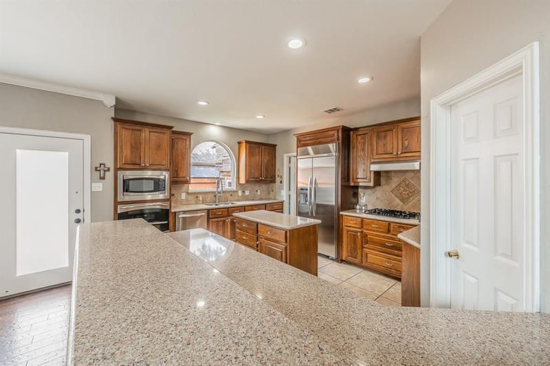 3620 Oakcrest Drive, Plano TX 75025 - Photo 4
