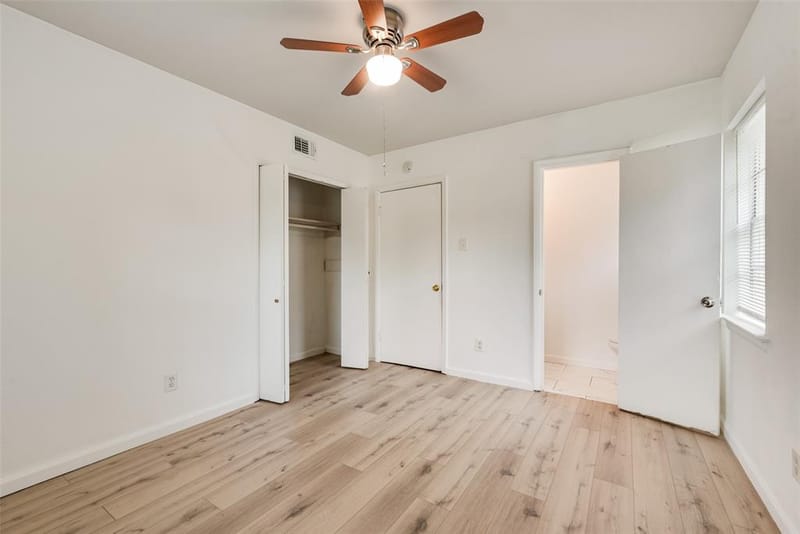 730 Cindy Lane, Grand Prairie TX 75052 - Photo 12