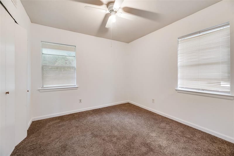 730 Cindy Lane, Grand Prairie TX 75052 - Photo 15