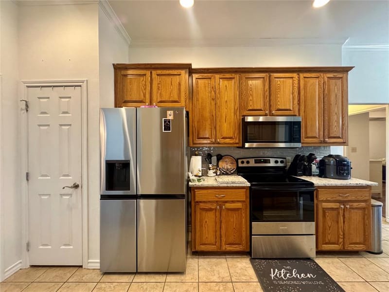2942 Meandering Way, Granbury TX 76049 - Photo 9