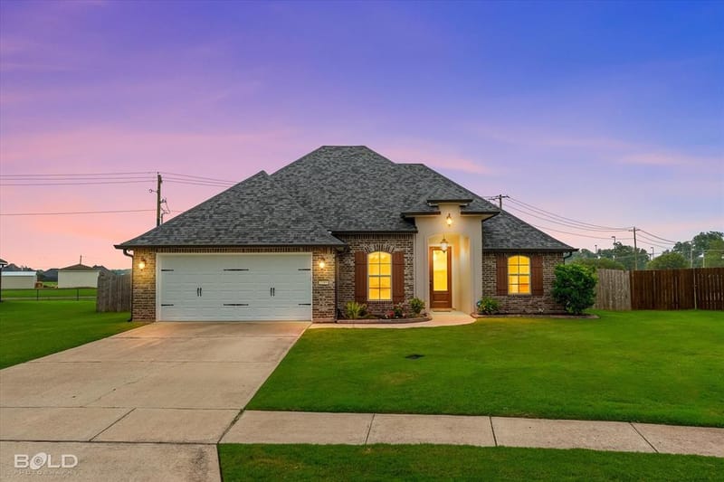 2389 Tallgrass Circle, Bossier City LA 71111