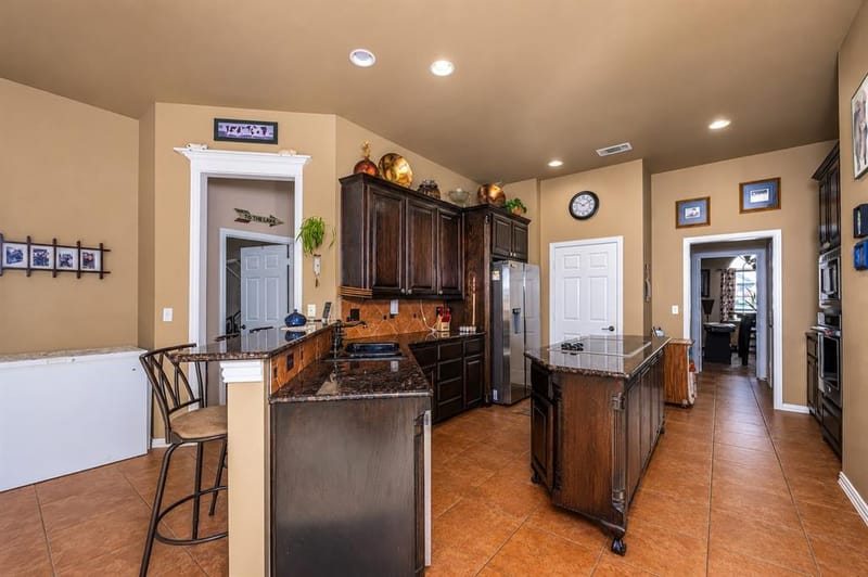 100 Manders Court, Runaway Bay TX 76426 - Photo 9