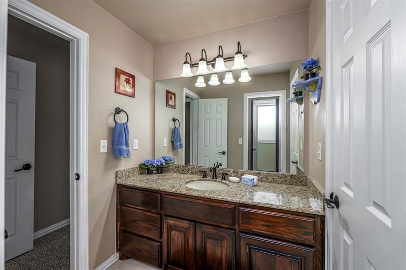 100 Manders Court, Runaway Bay TX 76426 - Photo 24