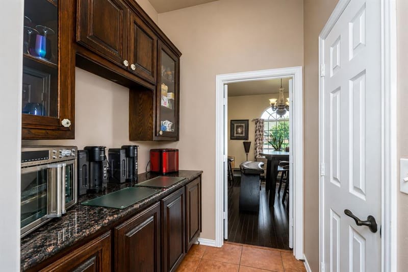 100 Manders Court, Runaway Bay TX 76426 - Photo 11