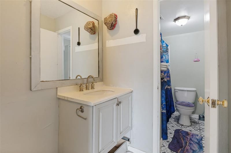 1402 S Carrier Parkway # 202, Grand Prairie TX 75051 - Photo 14