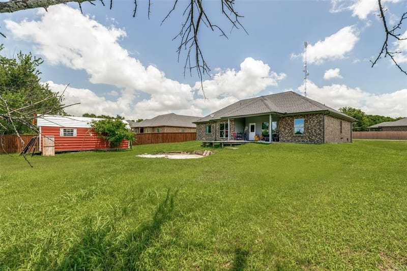 107 Indian Creek, Trenton TX 75490 - Photo 24