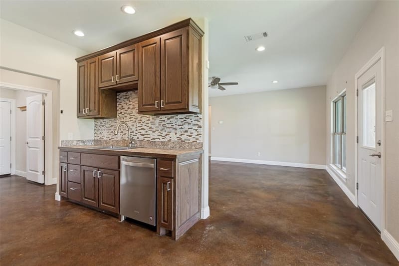 107 Indian Creek, Trenton TX 75490 - Photo 10